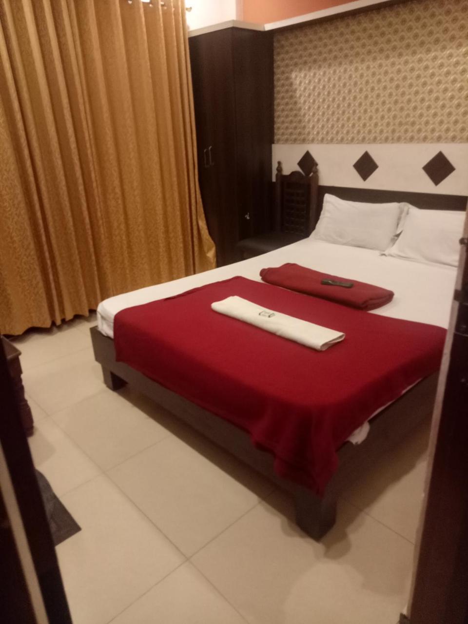 Hotel Sangeeth Lodging مَسّور المظهر الخارجي الصورة