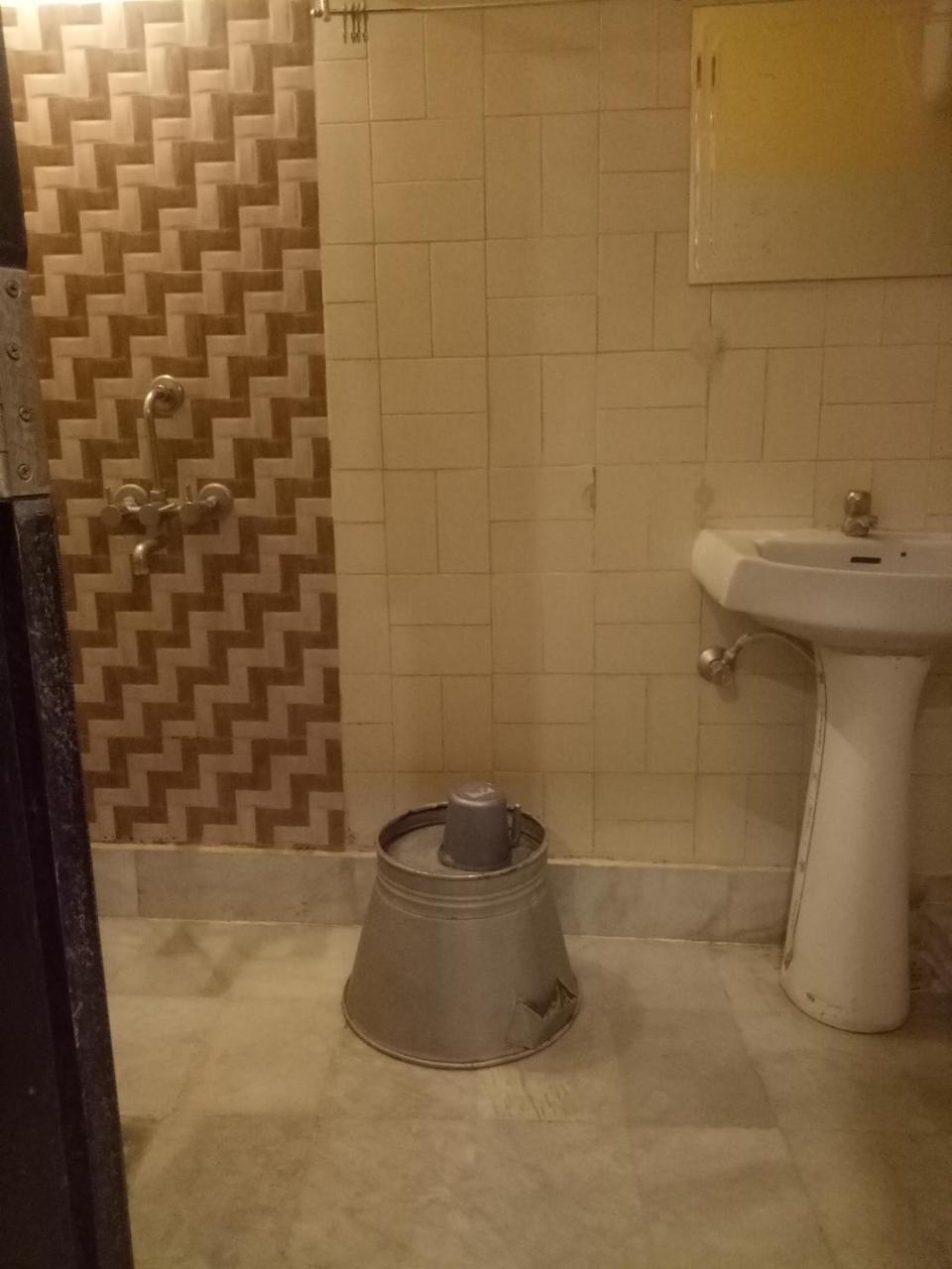 Hotel Sangeeth Lodging مَسّور المظهر الخارجي الصورة